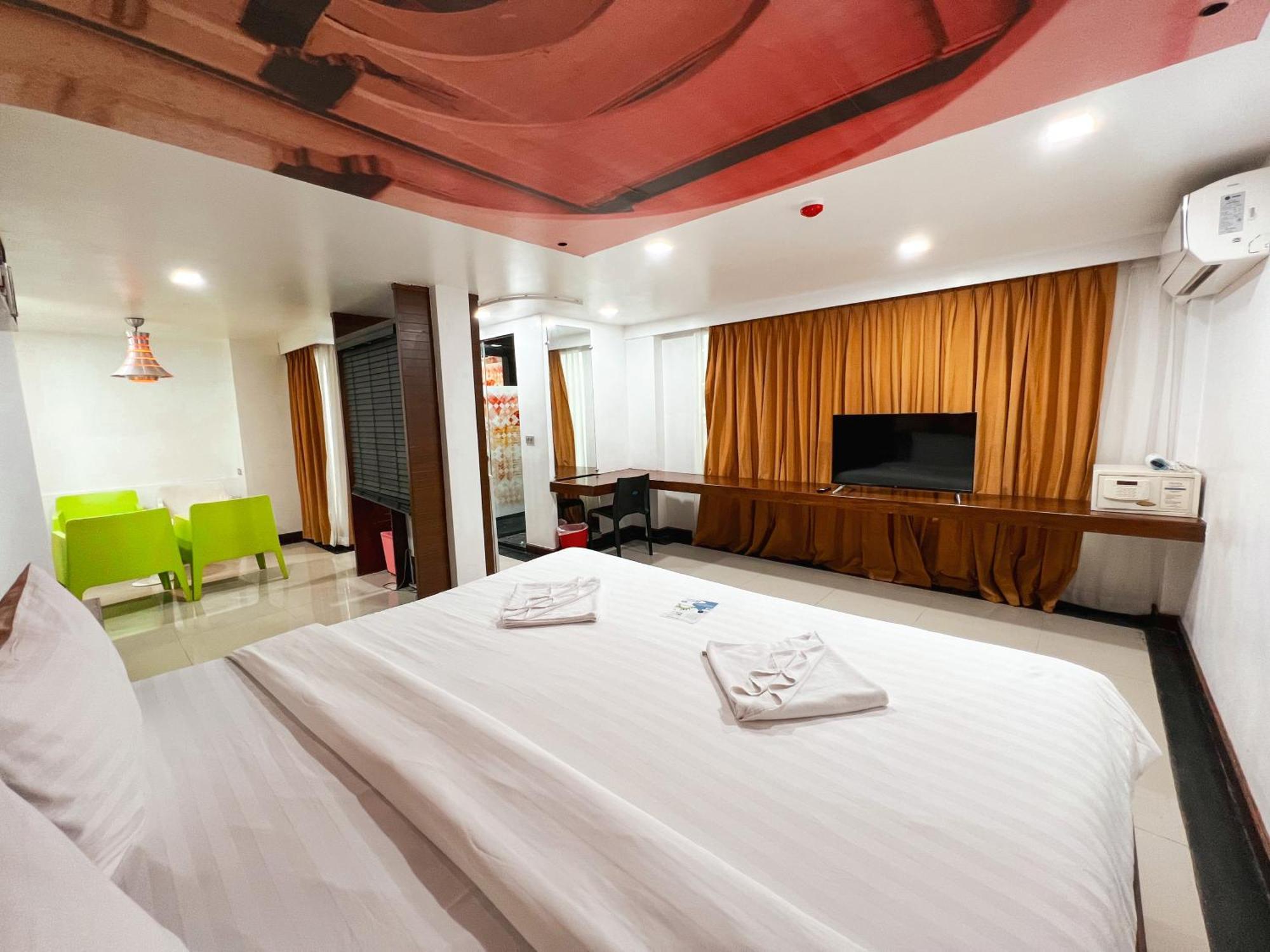The Color Kata Hotel Ngoại thất bức ảnh